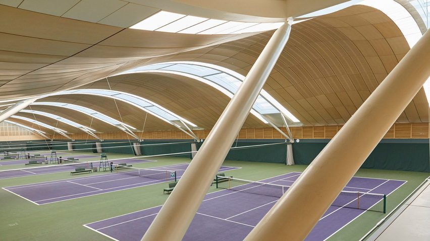 Tennis club in Wimbledon by Hopkins Architects