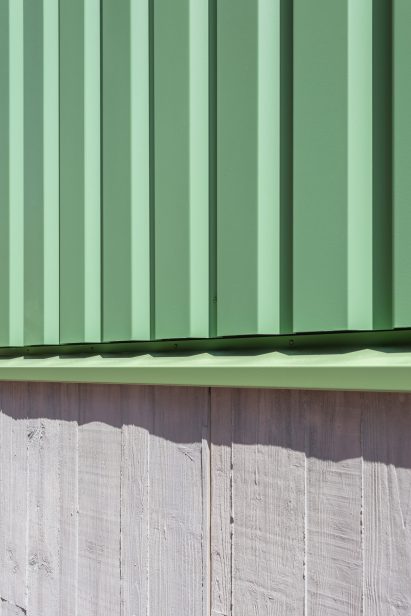 Green meta cladding