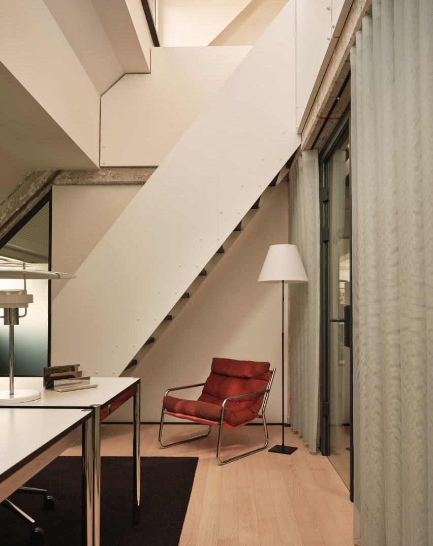 Valentyns office in Colonge, Germany designed by Thomas van den Valentyn