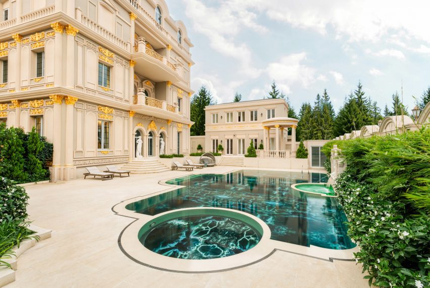 Vetrite glass swimming pool in Cambodia by Sicis