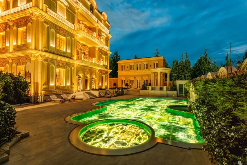Vetrite glass swimming pool in Cambodia by Sicis