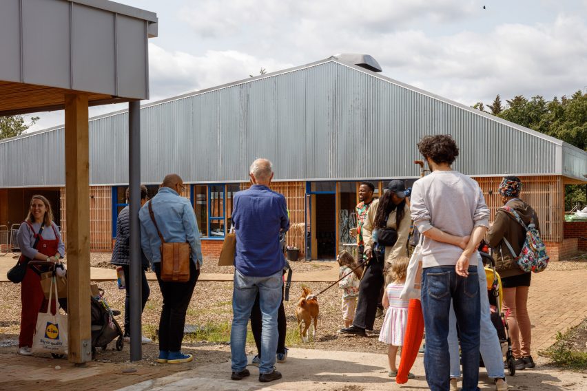 Wolves Lane Centre by Material Cultures and Studio Gil