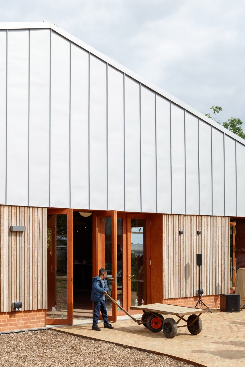 Wolves Lane Centre by Material Cultures and Studio Gil