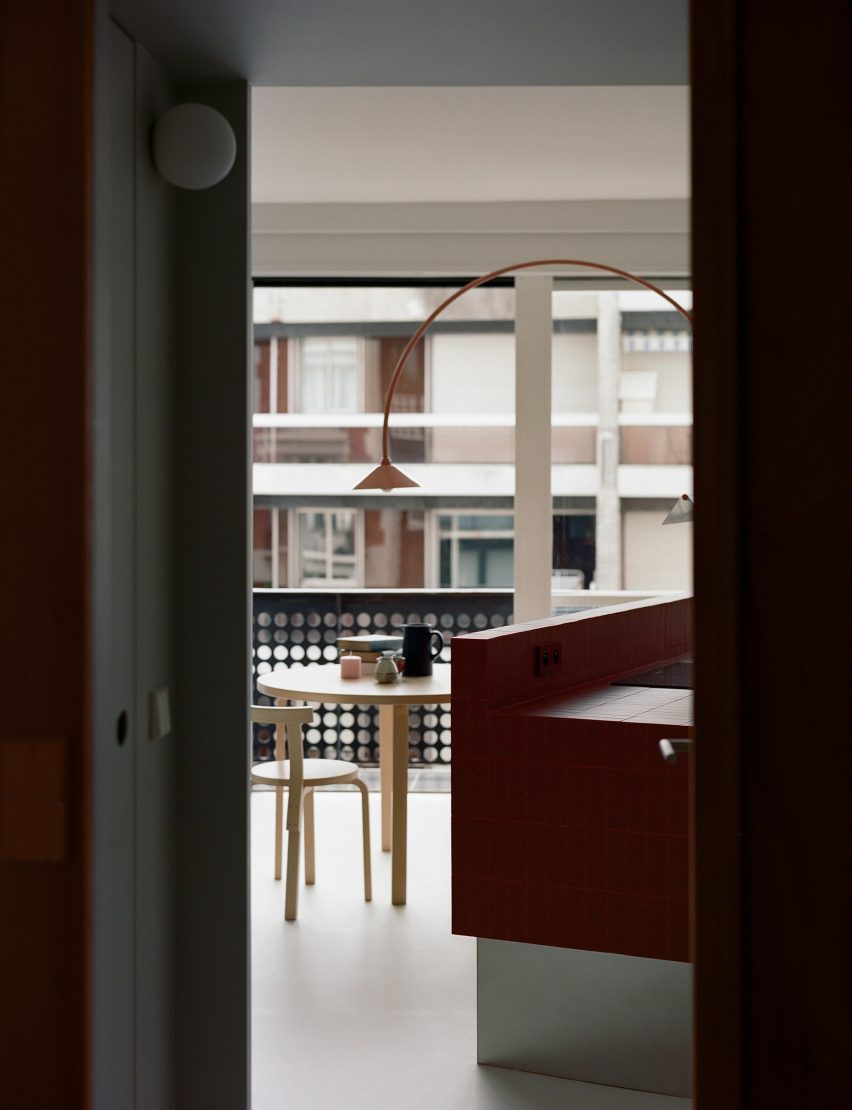 Apartment 24 N.C. by RREEL