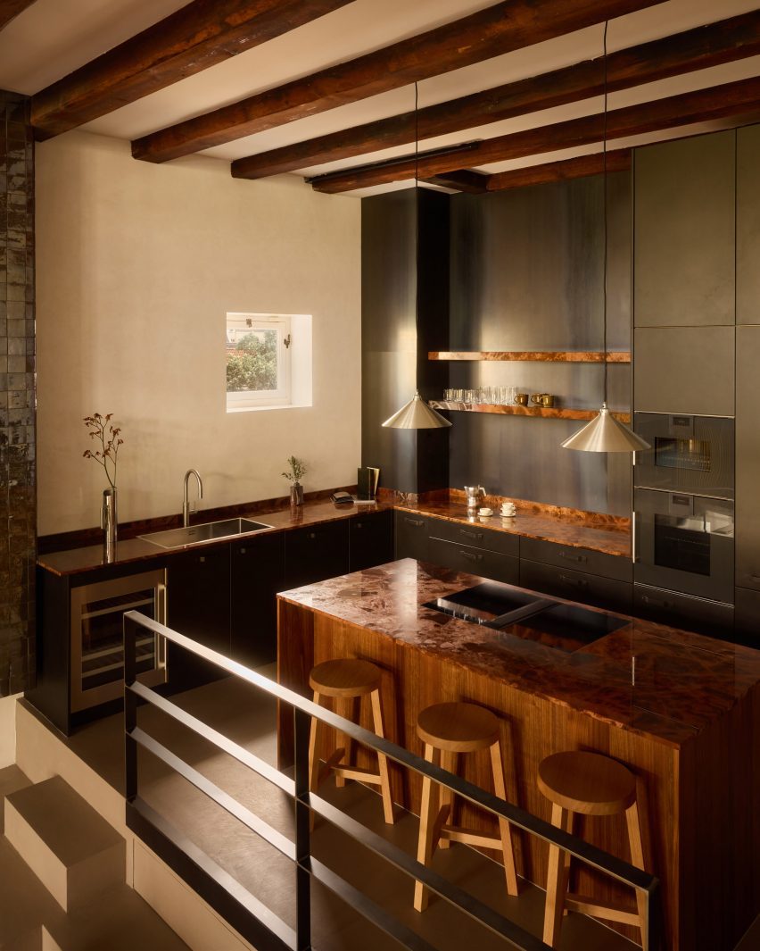 Granite kitchen countertops