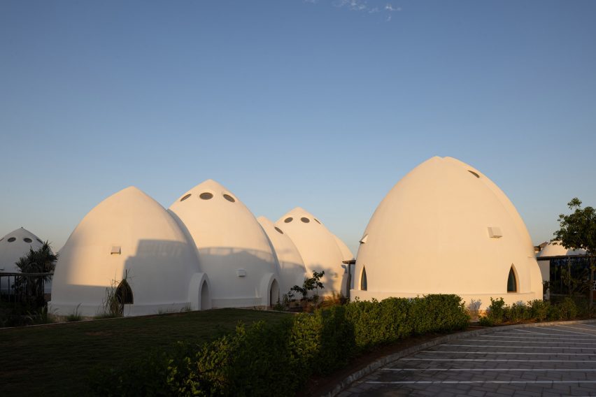 Al Fanar School in Dubai by Emkaan