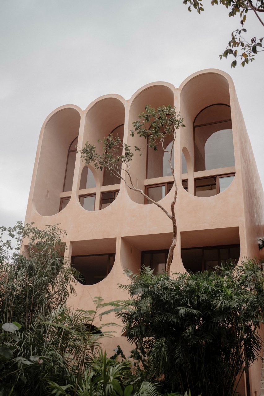 Babel housing in Mexico by V Taller