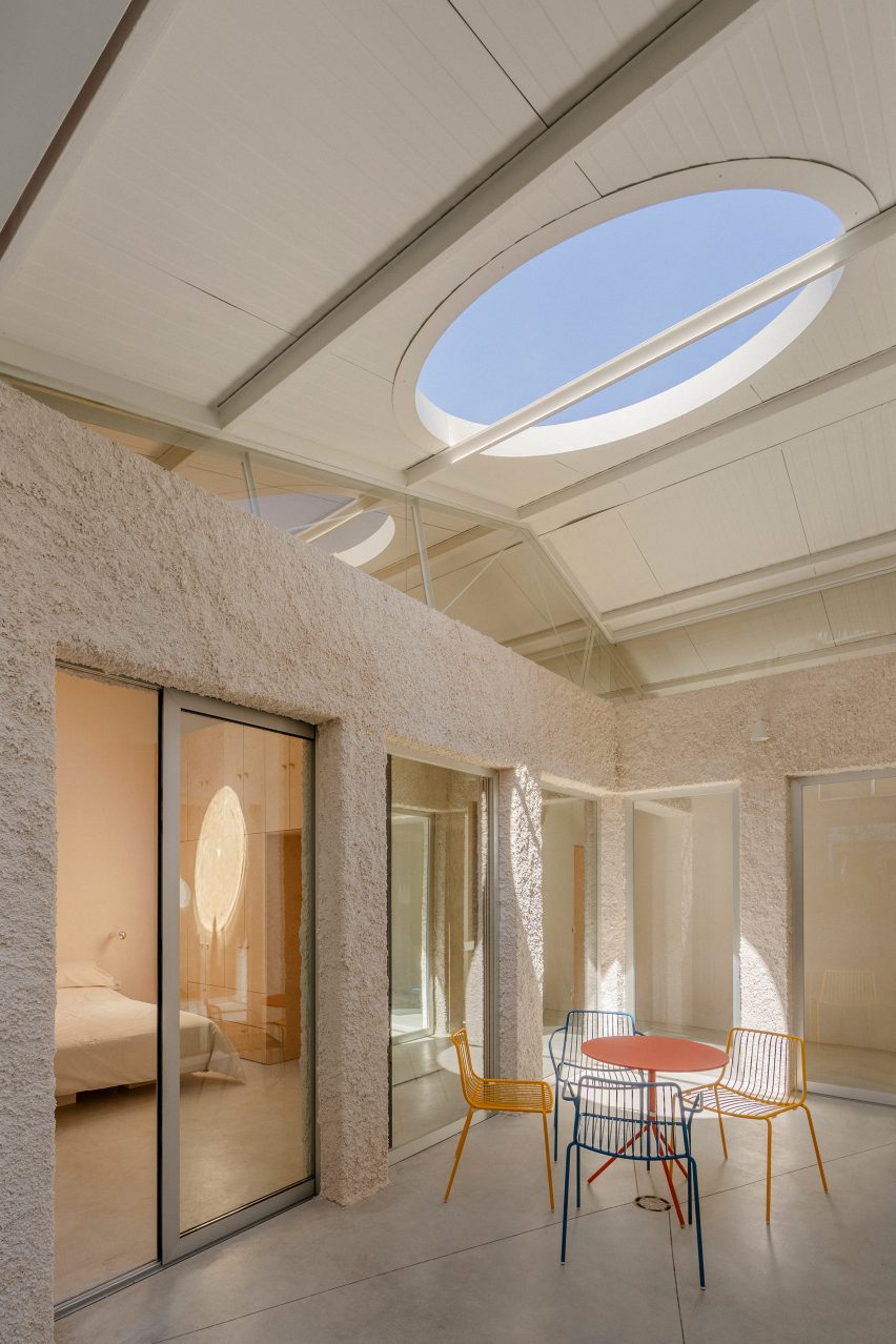 Patio by Burr Studio