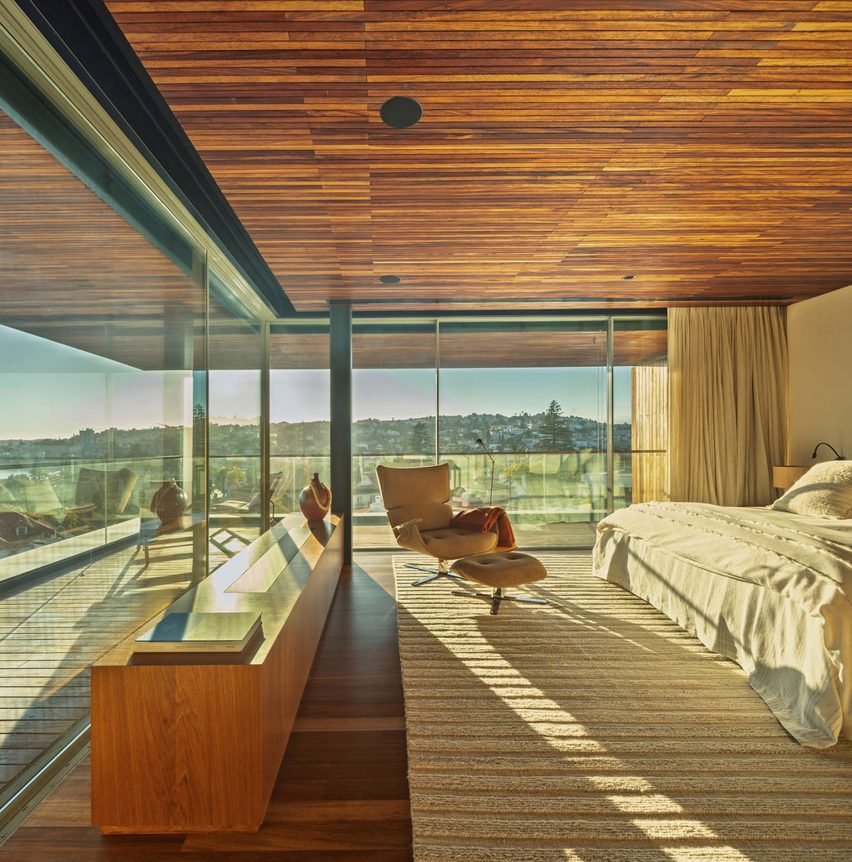 Casa Tejo in Portugal by Bernardes Arquiteturas
