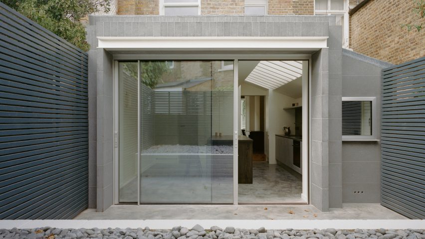 Basalt House by EBBA