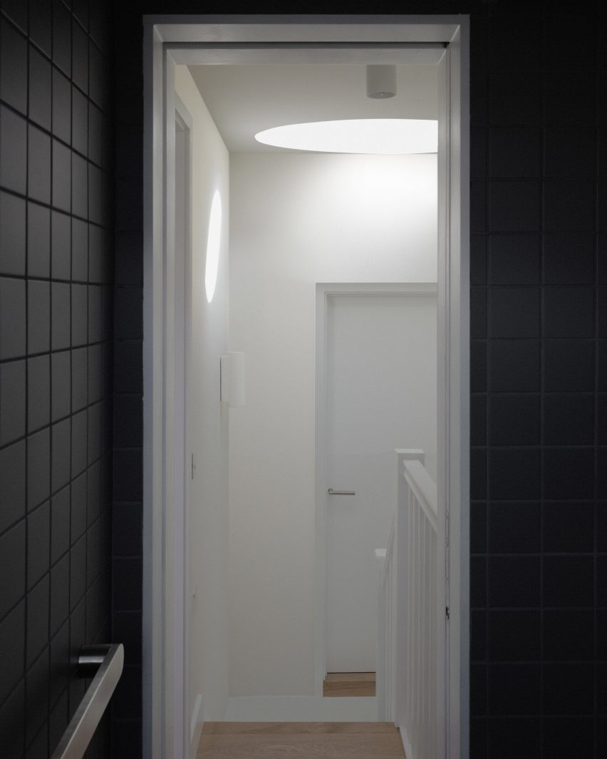 Basalt House by EBBA