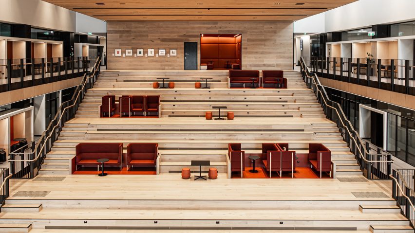 Tiered seating in a university lobby