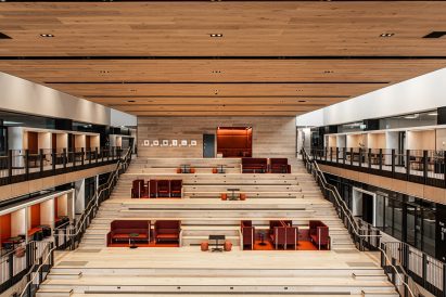 Tiered seating in a university lobby