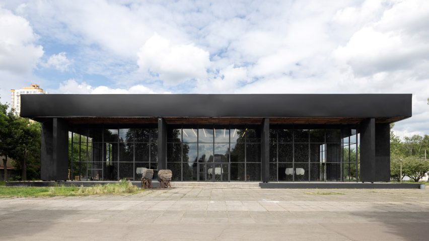 Pavilion 13 by Forma
