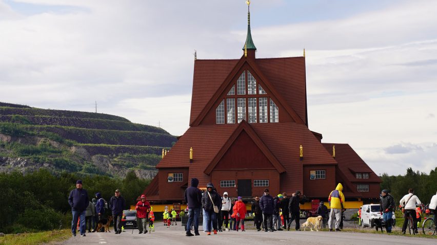 Kiruna Church relocated in Sweden