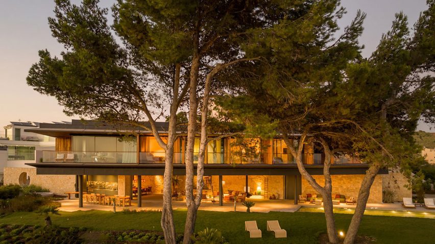 Casa Tejo in Portugal by Bernardes Arquiteturas
