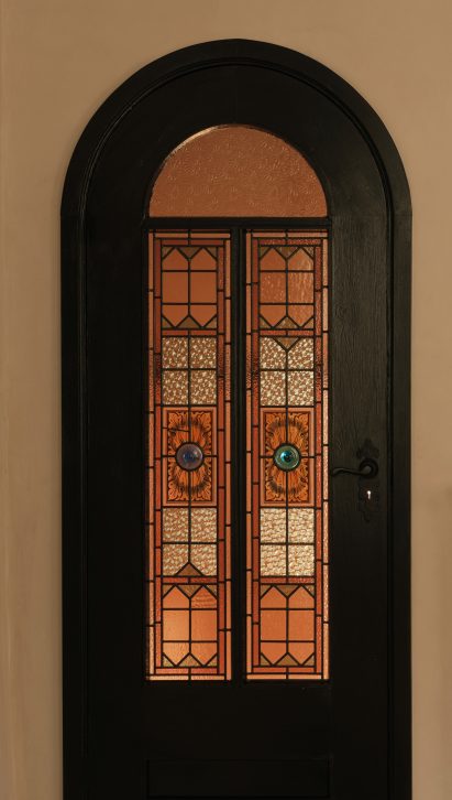 Tiled-glass window 
