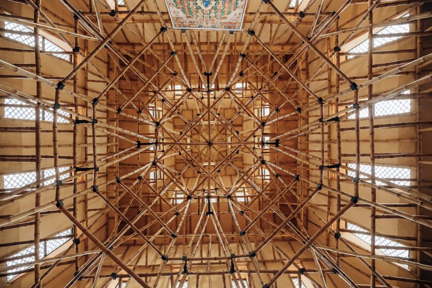 Mandala-shaped bamboo truss in Nepal