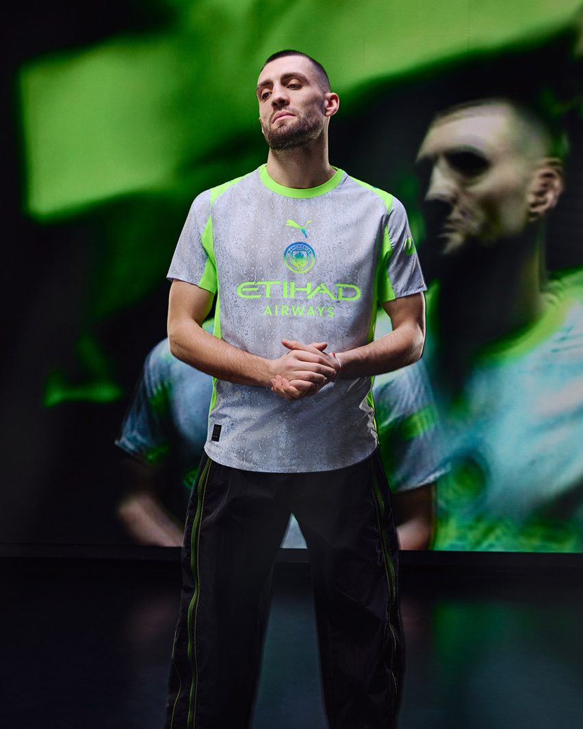 Manchester City unveils rain-covered kit