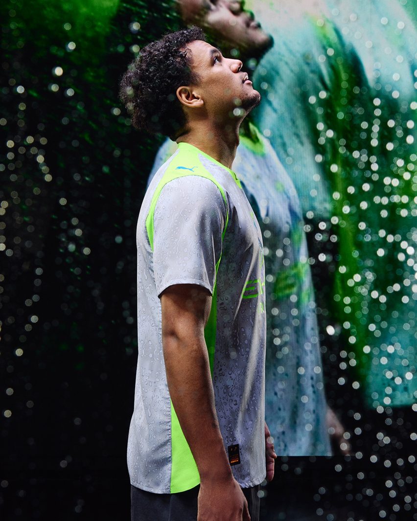 Manchester City unveils rain-covered kit