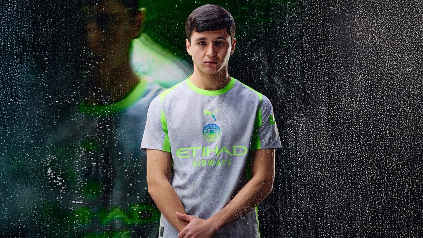 Manchester City unveils rain covered kit