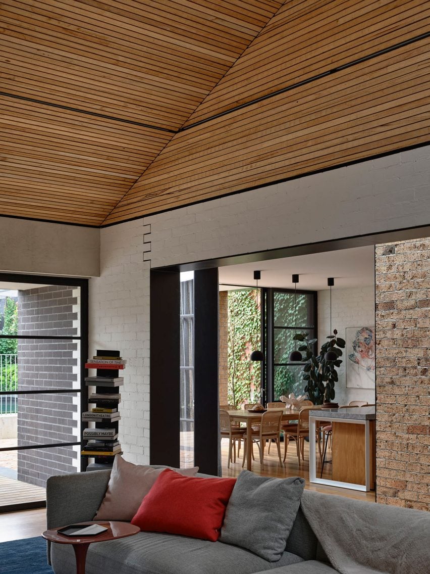 Mygunyah by the Circus by Matt Gibson Architecture + Design