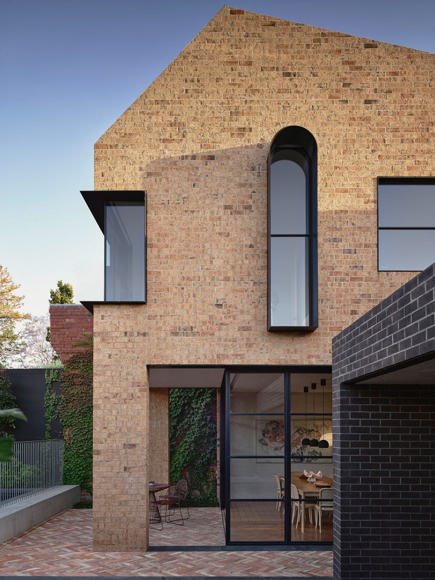 Mygunyah by the Circus by Matt Gibson Architecture + Design