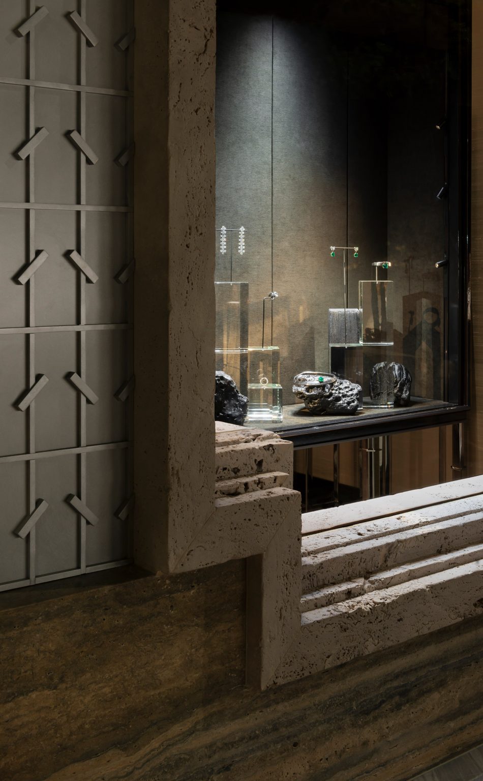 Facade of Nikos Koulis store in Athens by Bureau de Change