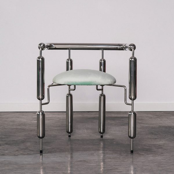 Poodle-like chair