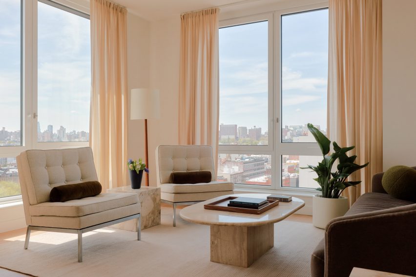 Living room with white palettes