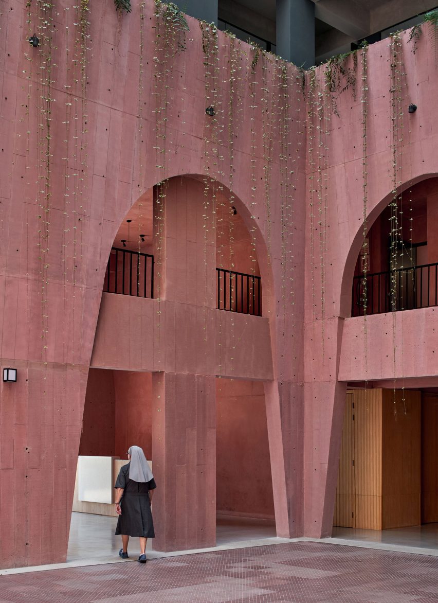 51-1 Arquitectos convent