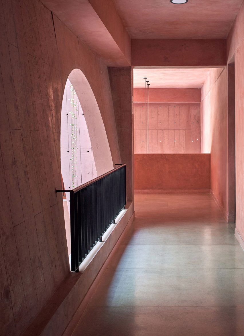 Religiosas de Maria Inmaculada by 51-1 Arquitectos