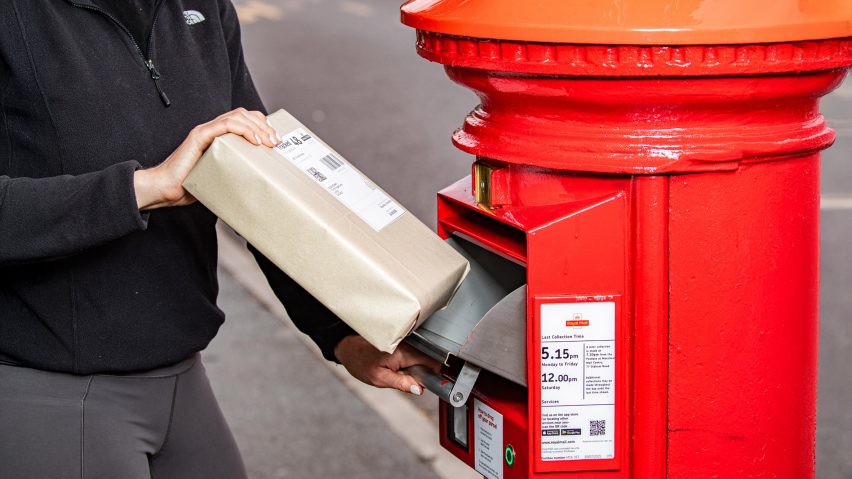 Solar-powered postbox