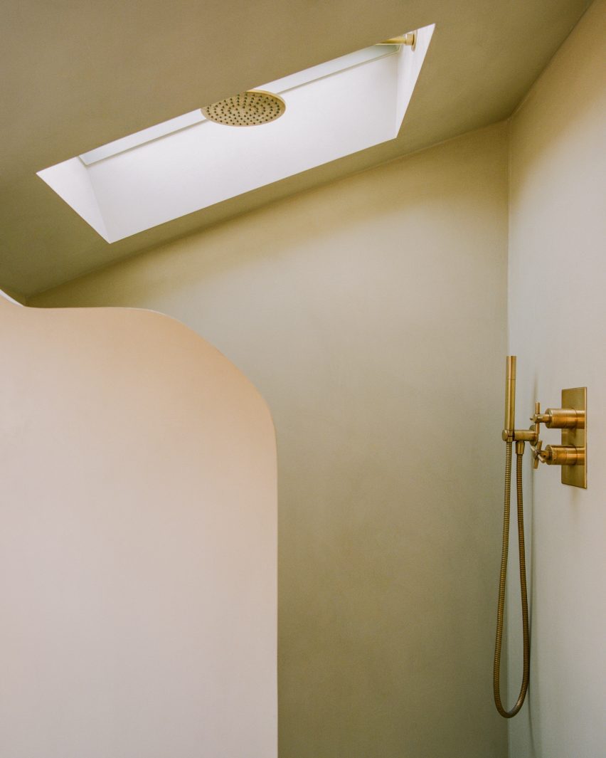 Sobremesa house extension and renovation in London by Studio McW