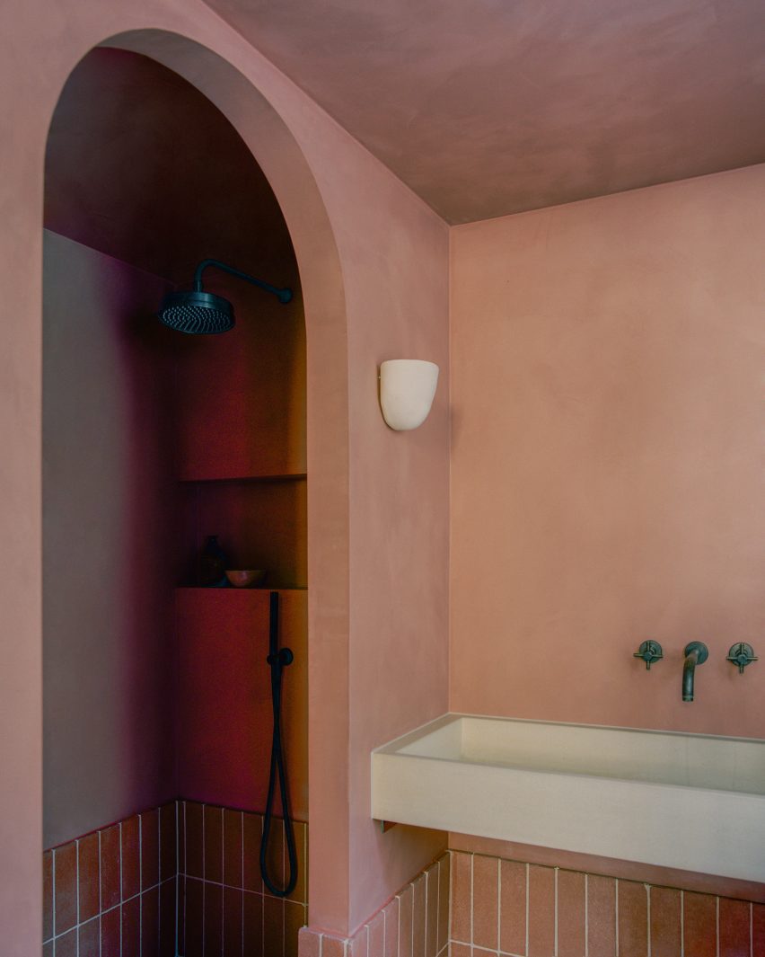 Sobremesa house extension and renovation in London by Studio McW