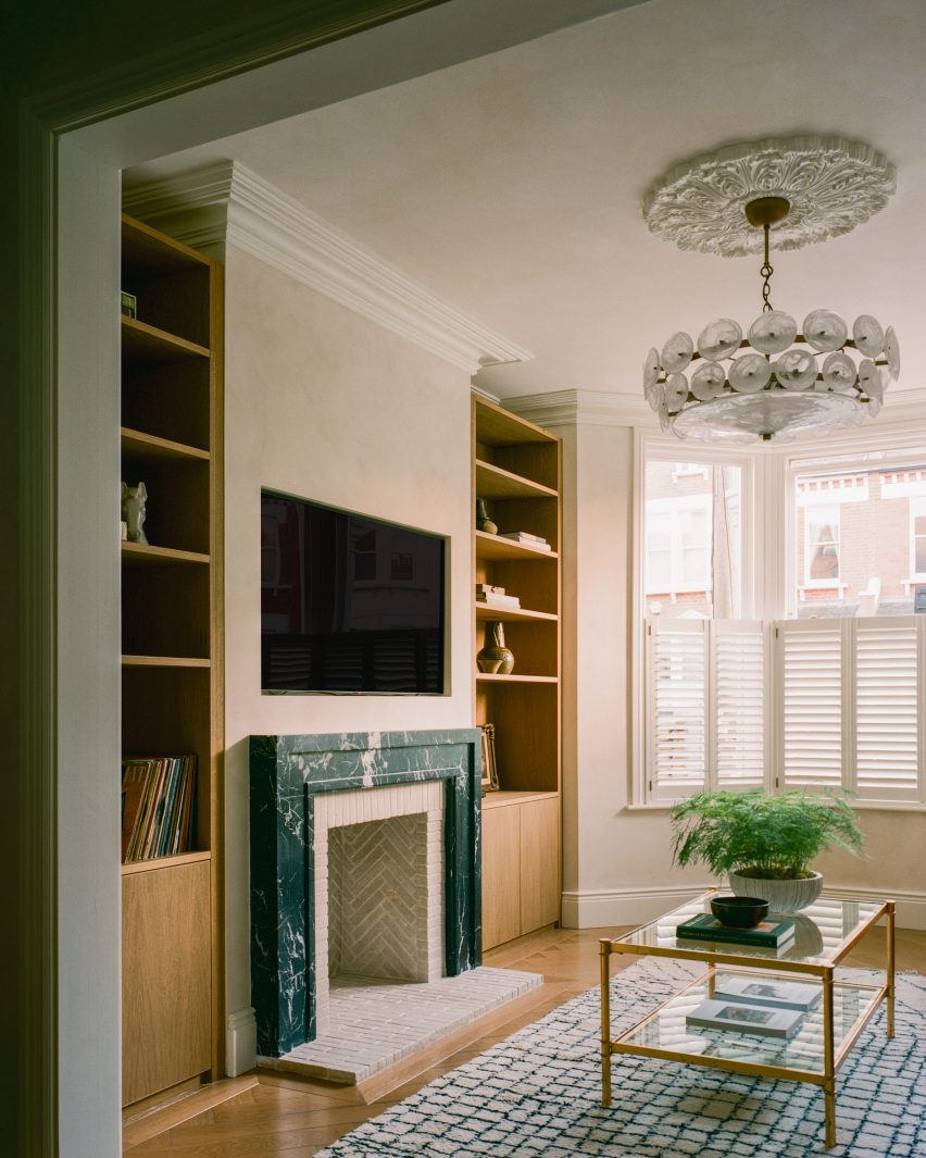 Sobremesa house extension and renovation in London by Studio McW