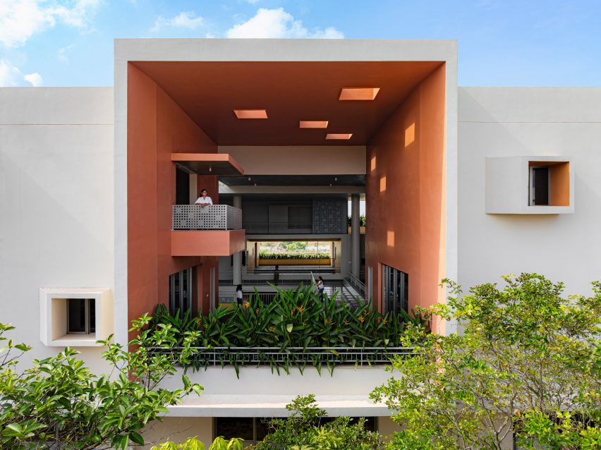 Rainbow International School by Spacefiction Studio