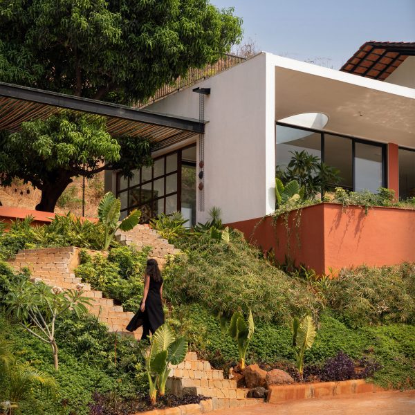 Villa Prakriti in India by UnTag