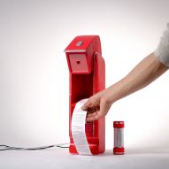 Kitchen Cosmo AI kitchen appliance by MIT students Jacob Payne and Ayah Mahmoud