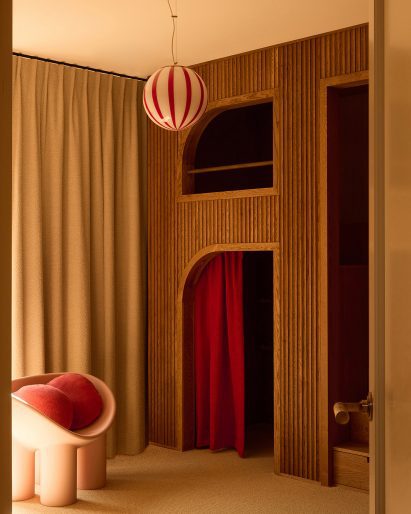 Children's room in Amsterdam Zuid home by Studio &Space