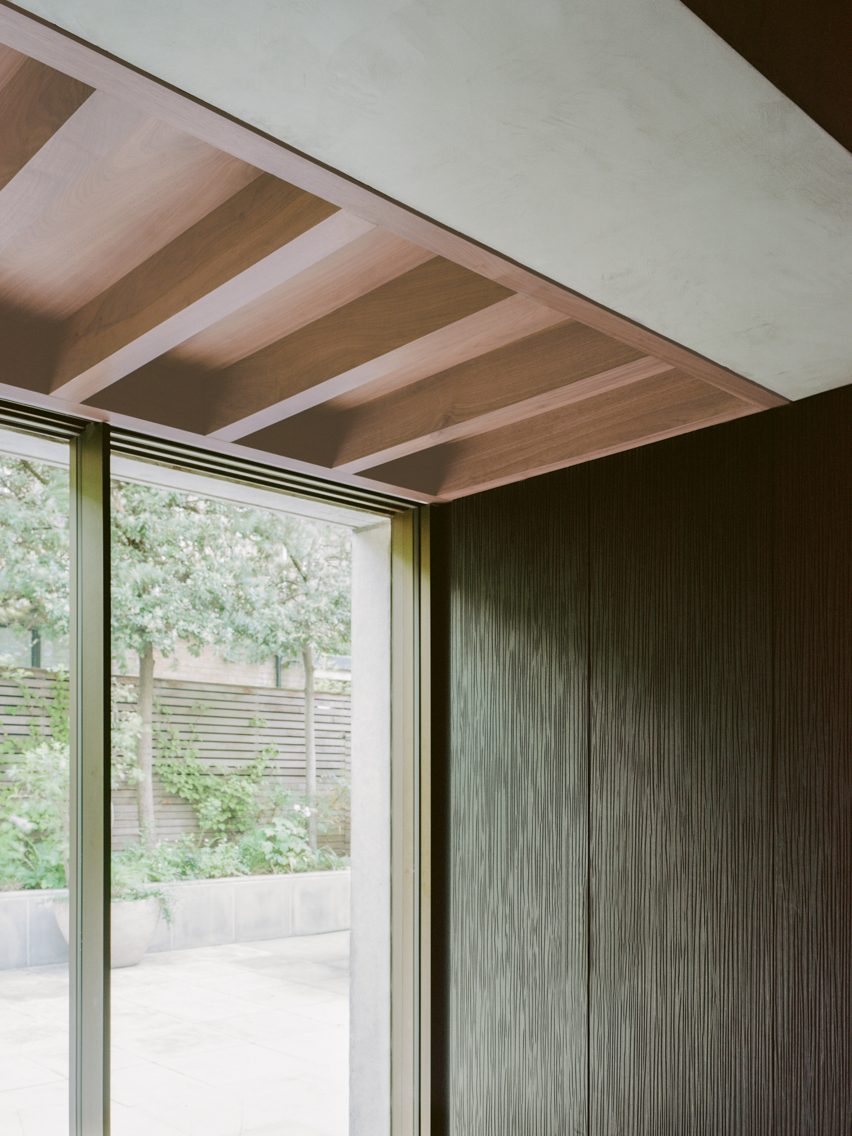 Concrete extension at T house in London by DF_DC