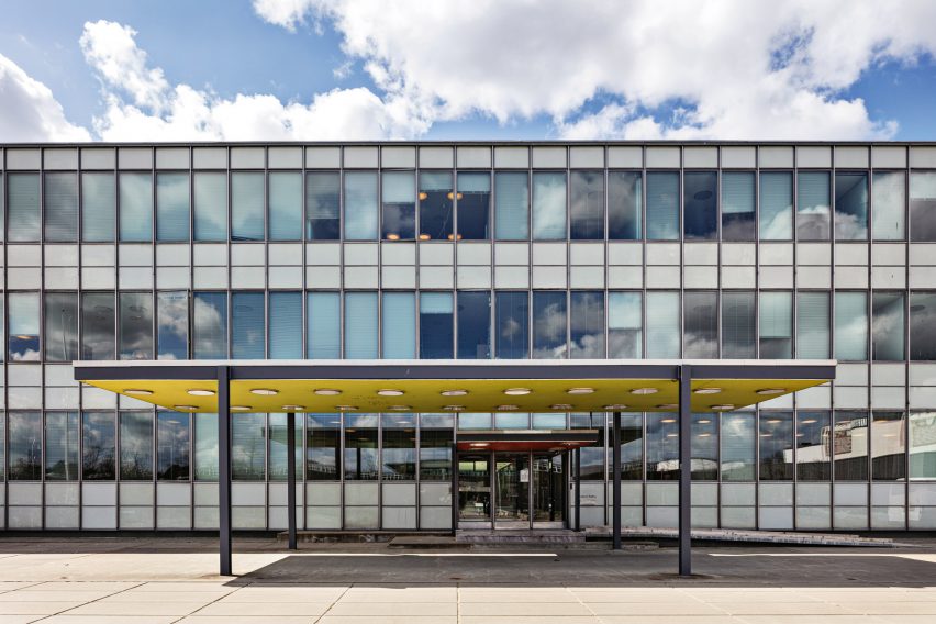 Rødovre town hall by Arne Jacobsen