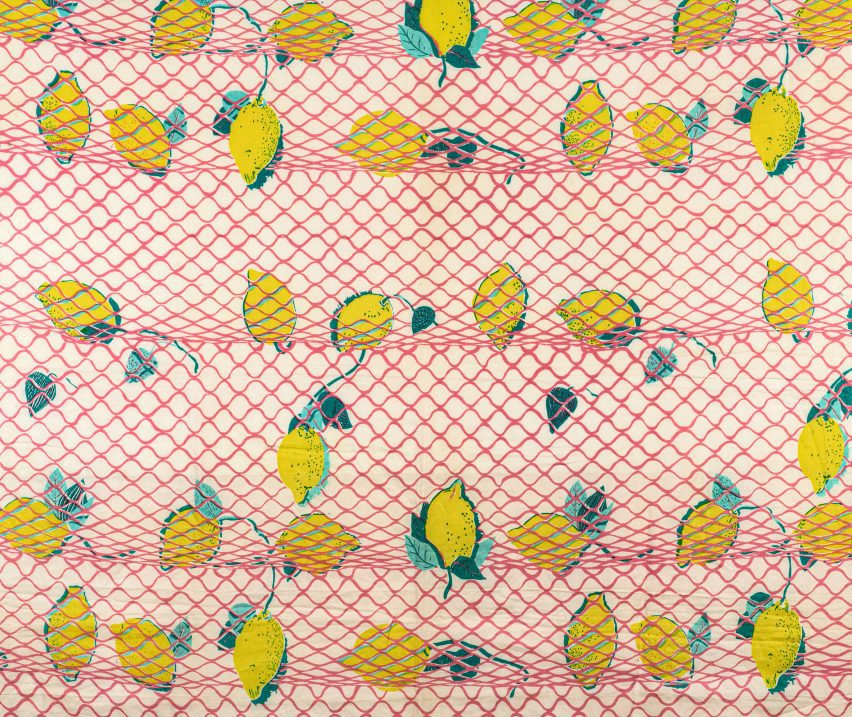 Lemons in Net by Arne Jacobsen