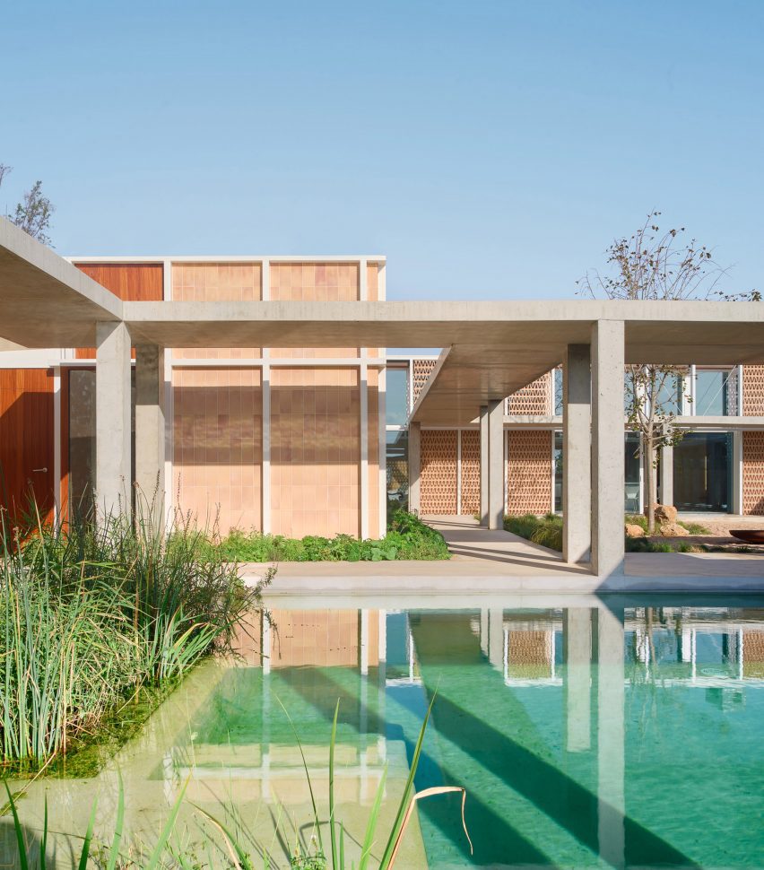 Casa Tres Patis by Twobo Architectura