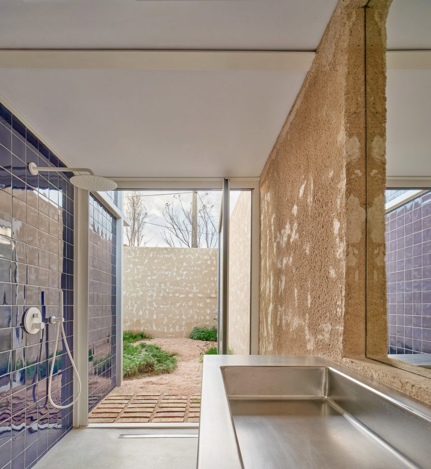 Casa Tres Patis by Twobo Architectura