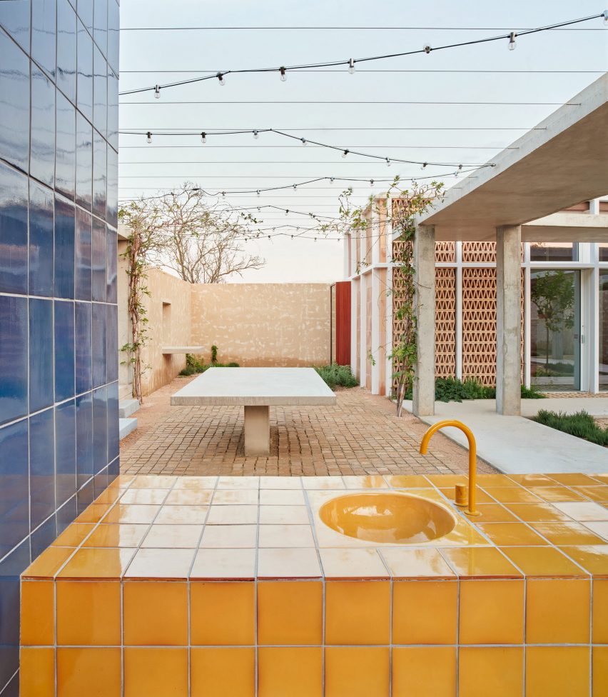 Casa Tres Patis by Twobo Architectura