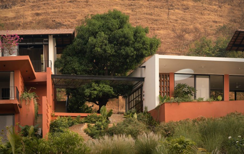 Villa Prakriti in India by UnTag