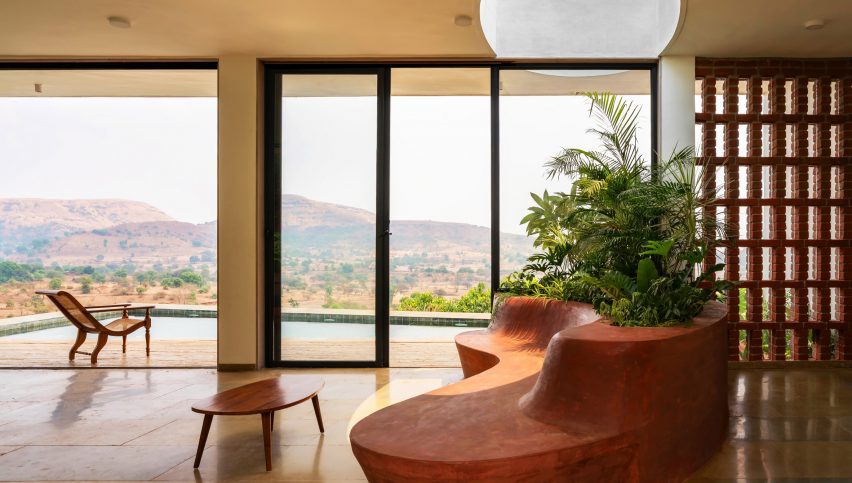 Villa Prakriti in India by UnTag