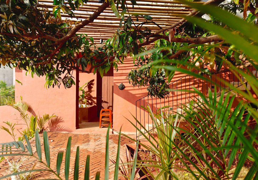 Villa Prakriti in India by UnTag