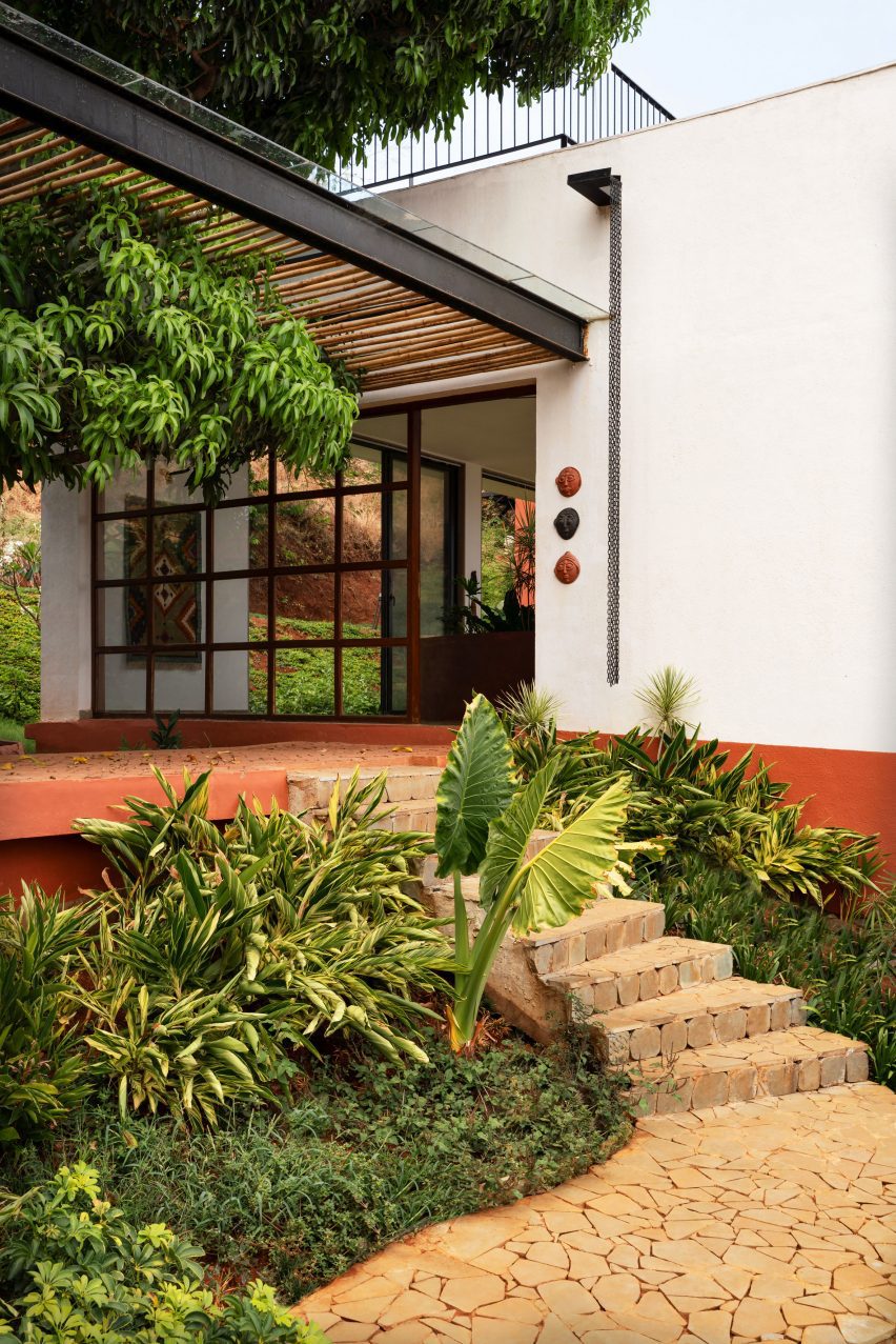 Villa Prakriti in India by UnTag